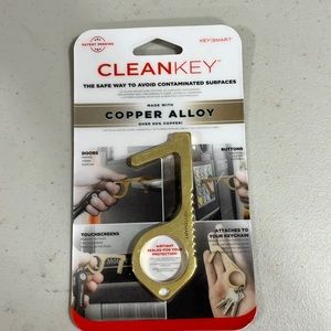 Clean key, copper alloy, new